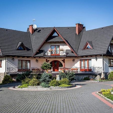 Sykowny Dworek Apartamenty コシチェリスコ エクステリア 写真