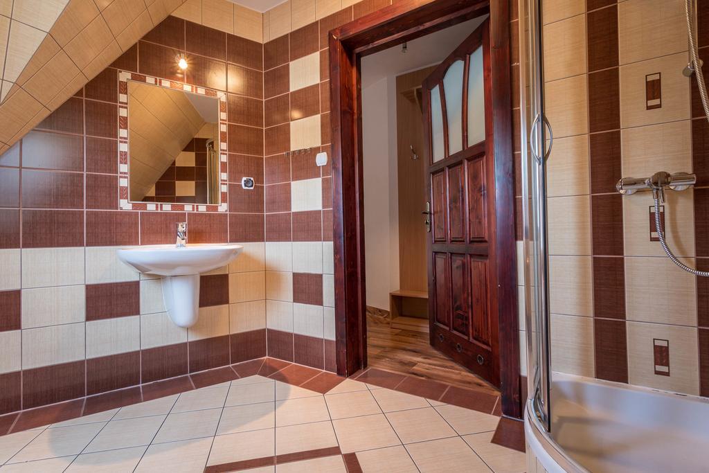 Sykowny Dworek Apartamenty コシチェリスコ エクステリア 写真