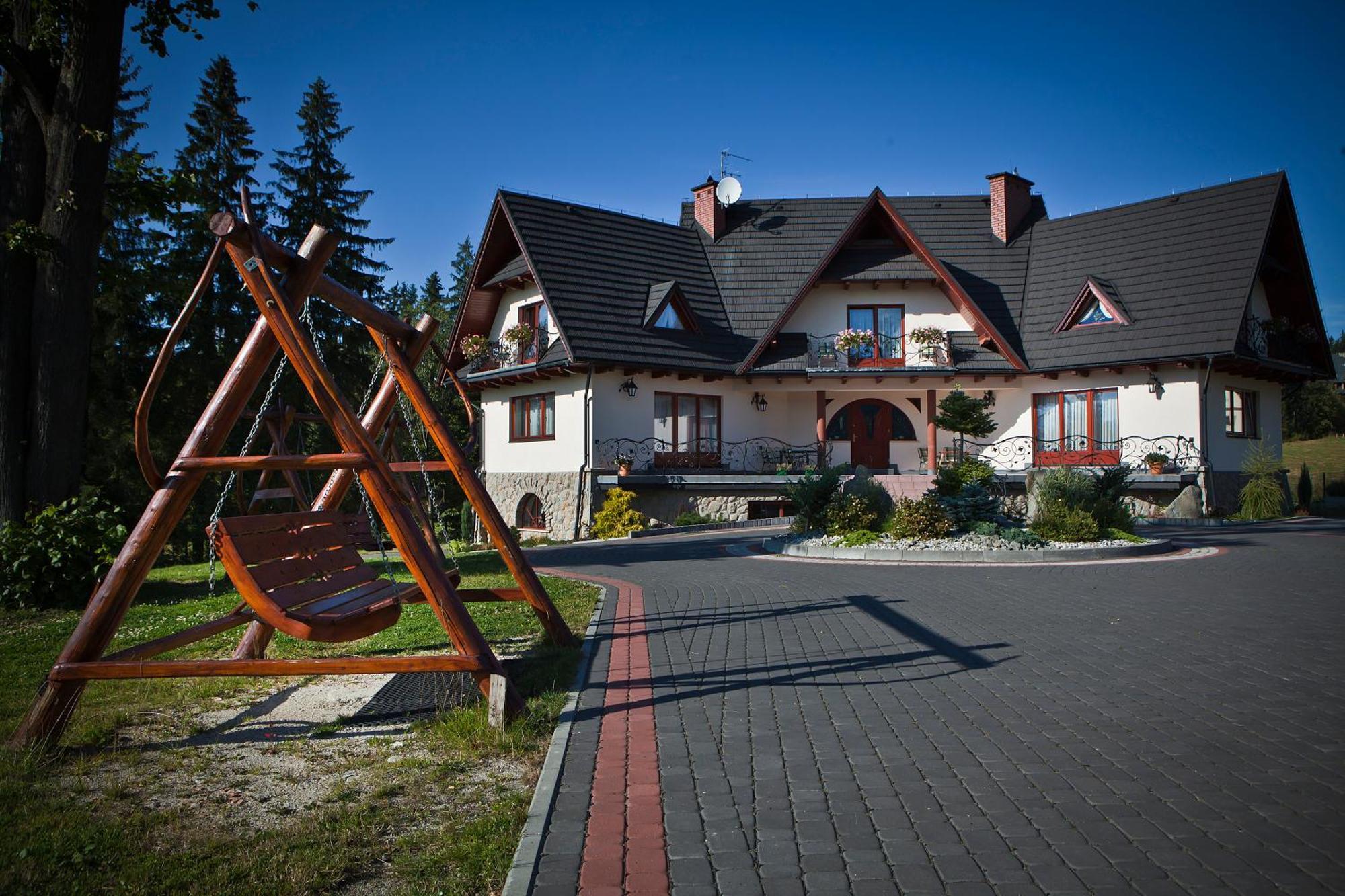 Sykowny Dworek Apartamenty コシチェリスコ エクステリア 写真